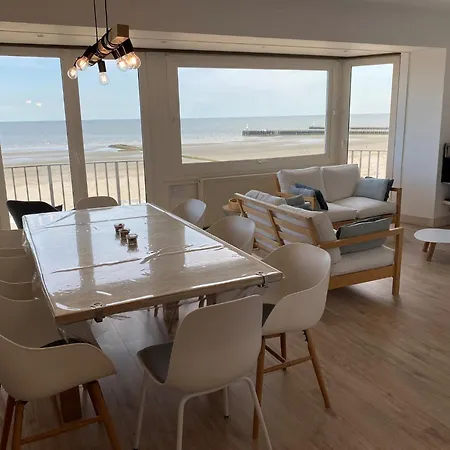 Viking 501 With Beautiful Sea Views 아파트 *